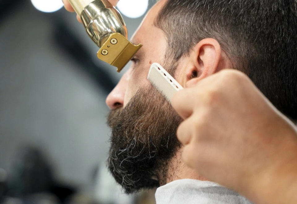 Guía completa para barba, afeitado y estilo